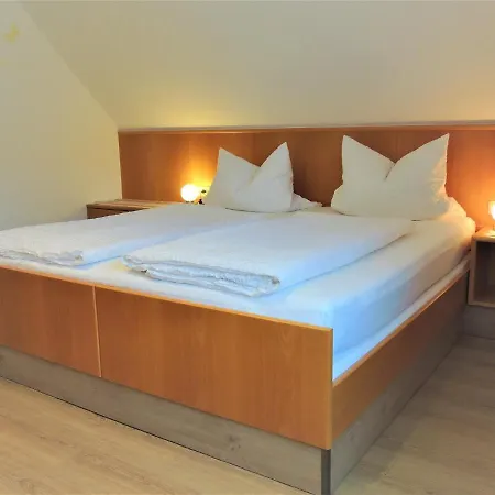 Gaestehaus Jutta / Link Guest house *